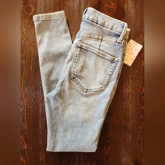 NWT Free People We the FreeMontana Skinny Jean in Sunday BlueSize 25 - Picture 5 of 8